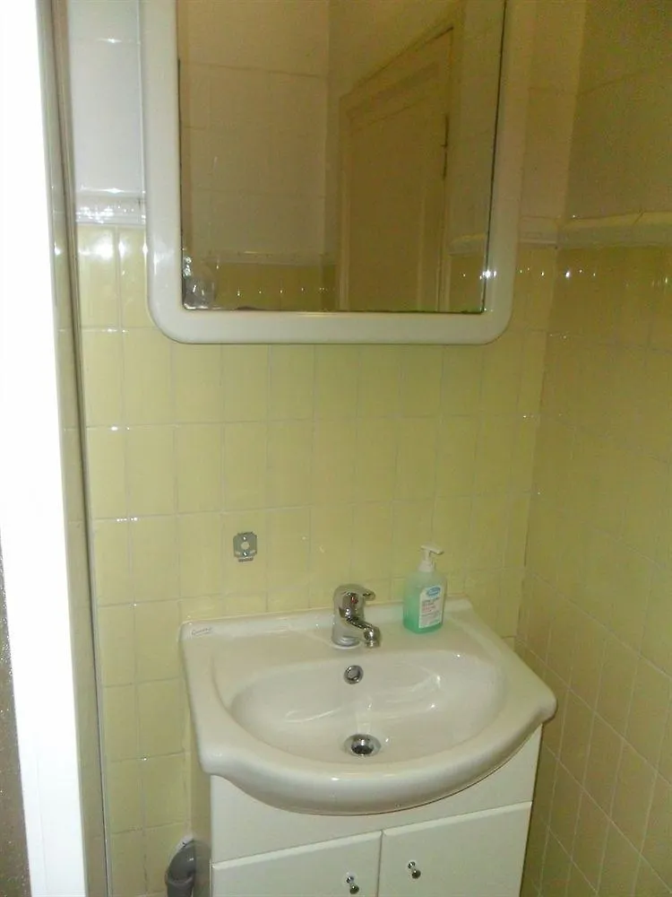 Guesthouse La Briosa Nicole Генуя Гостевой дом